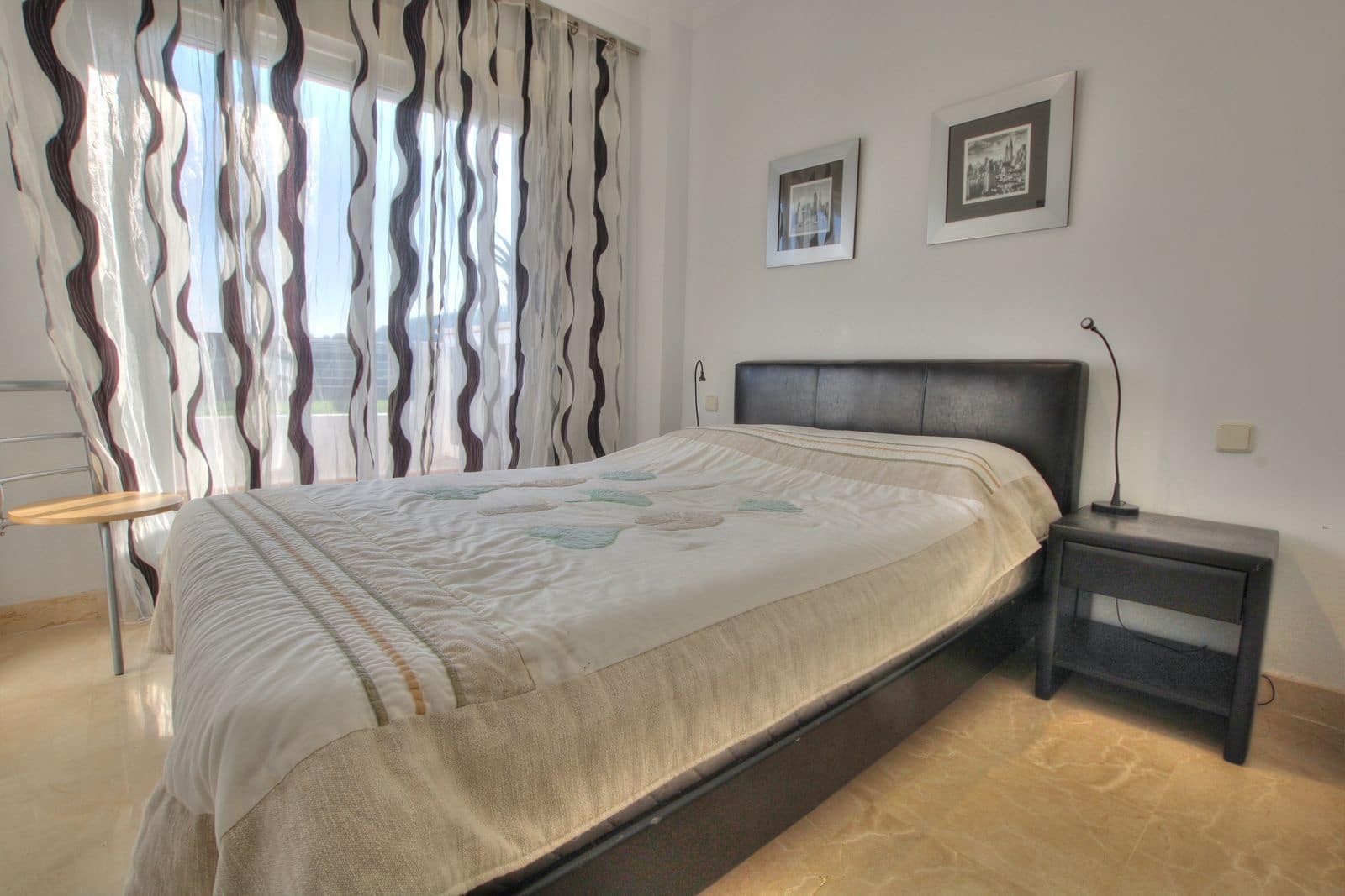 2 soveværelse Lejlighed til salg i La Cala Golf med swimmingpool garage - € 265.000 (Ref: 8643922)