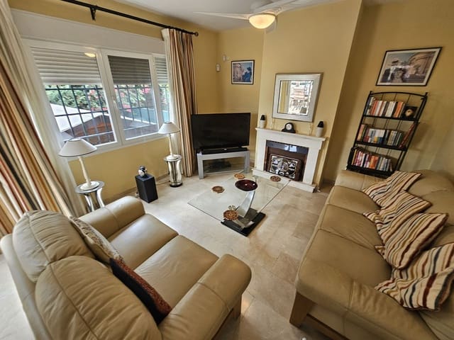 3 Zimmer Haus zu verkaufen in Riviera del Sol, Mijas mit Pool Garage - 500.000 € (Ref: 8657881)