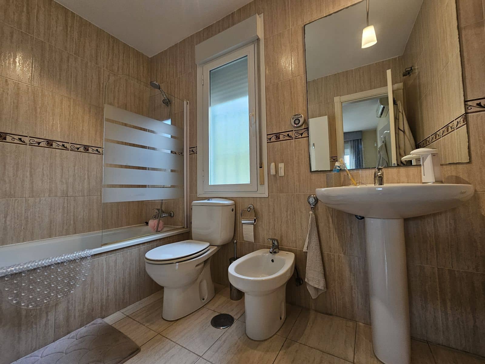 3 soverom Hus til salgs i Riviera del Sol med svømmebasseng garasje - € 500 000 (Ref: 8657881)