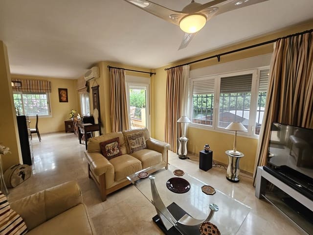 3 Zimmer Haus zu verkaufen in Riviera del Sol, Mijas mit Pool Garage - 500.000 € (Ref: 8657881)