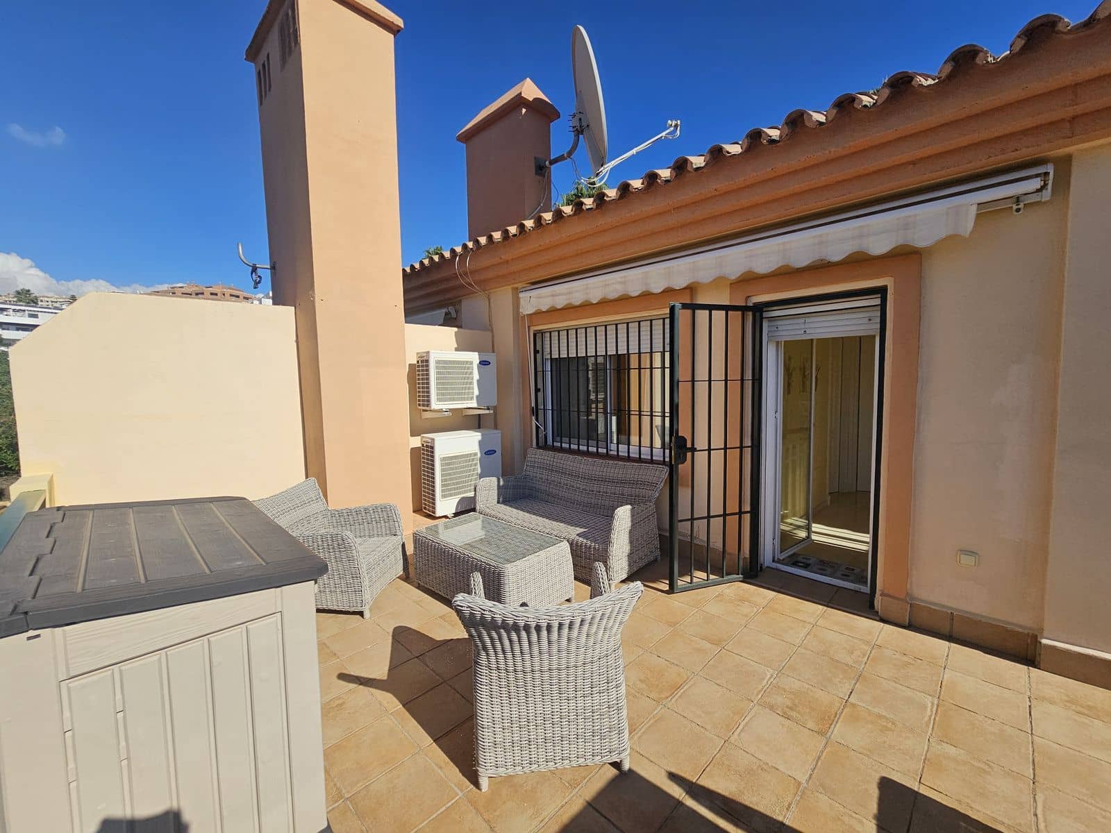 3 soverom Hus til salgs i Riviera del Sol med svømmebasseng garasje - € 500 000 (Ref: 8657881)