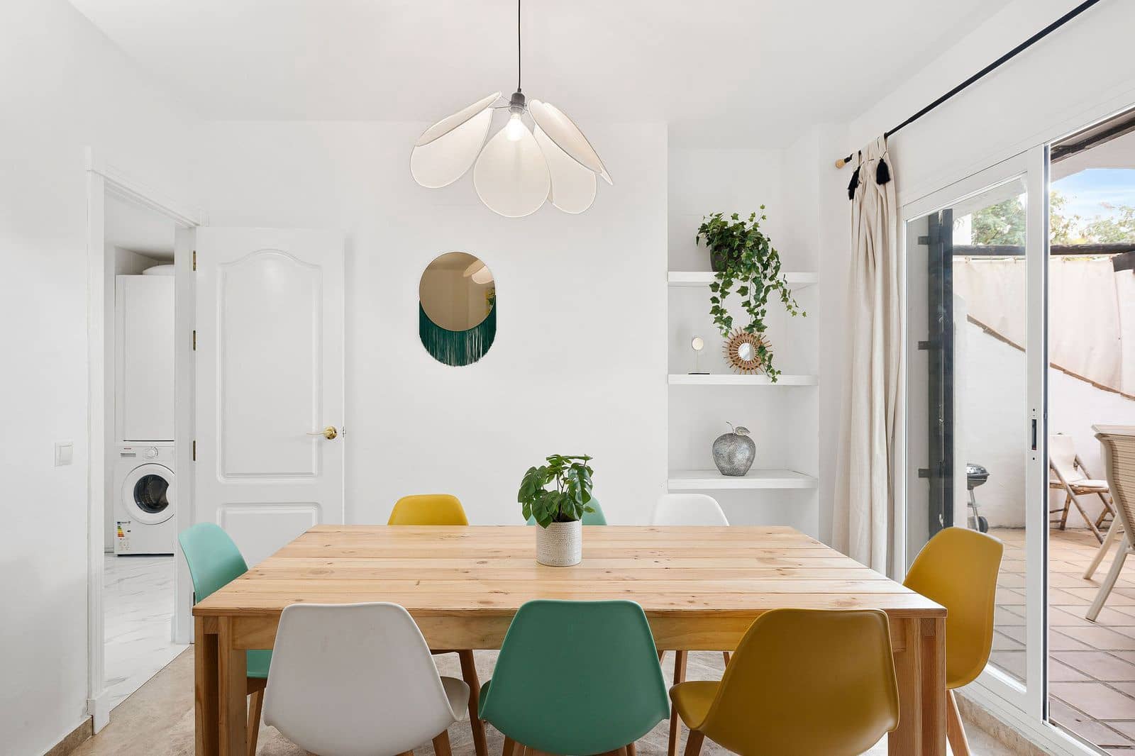 3 soveværelse Lejlighed til salg i Nueva Andalucia med swimmingpool garage - € 475.000 (Ref: 8657928)