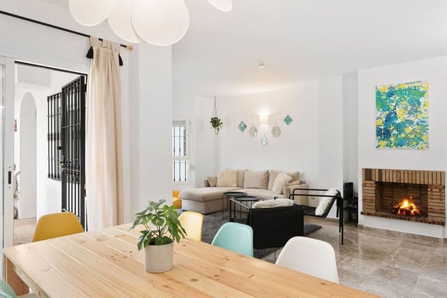 3 soveværelse Lejlighed til salg i Nueva Andalucia, Marbella med swimmingpool garage - € 475.000 (Ref: 8657928)