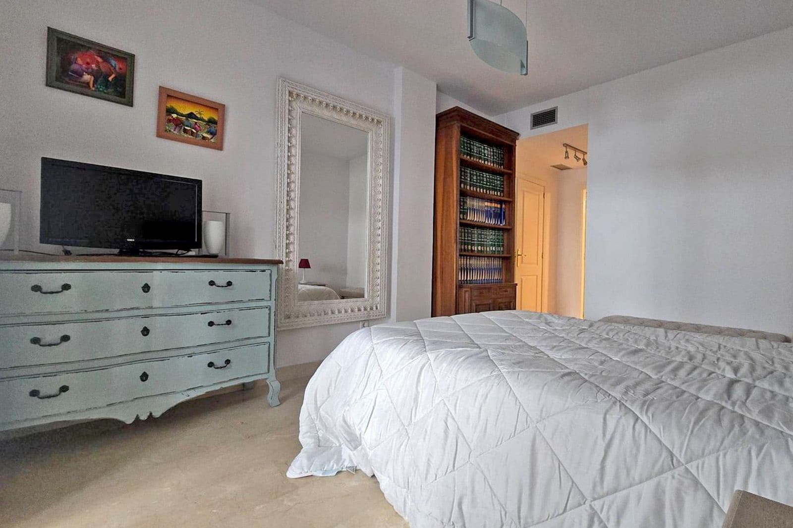 2 slaapkamer Appartement te koop in Estepona met zwembad garage - € 490.000 (Ref: 8688500)