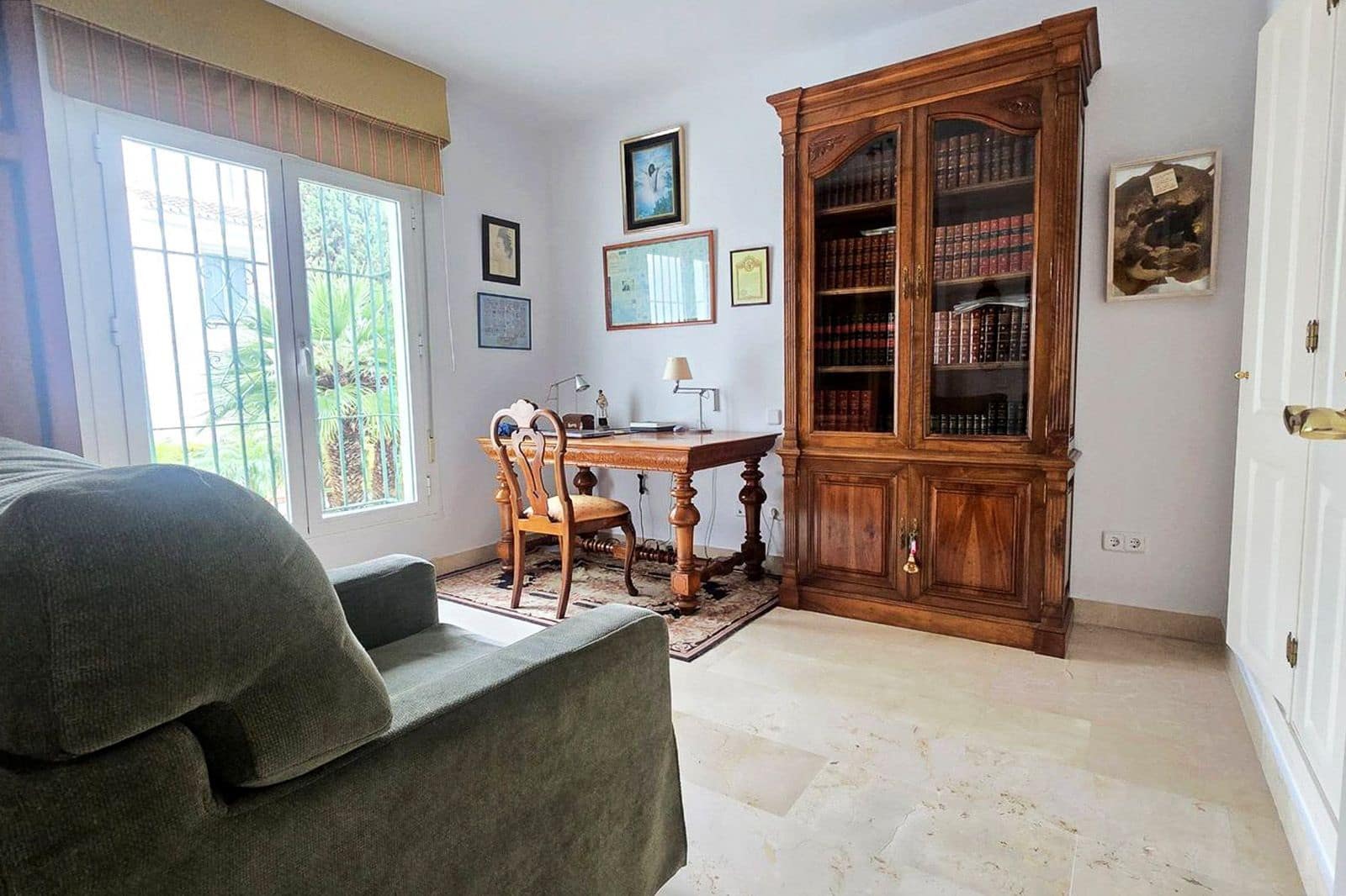 2 slaapkamer Appartement te koop in Estepona met zwembad garage - € 490.000 (Ref: 8688500)