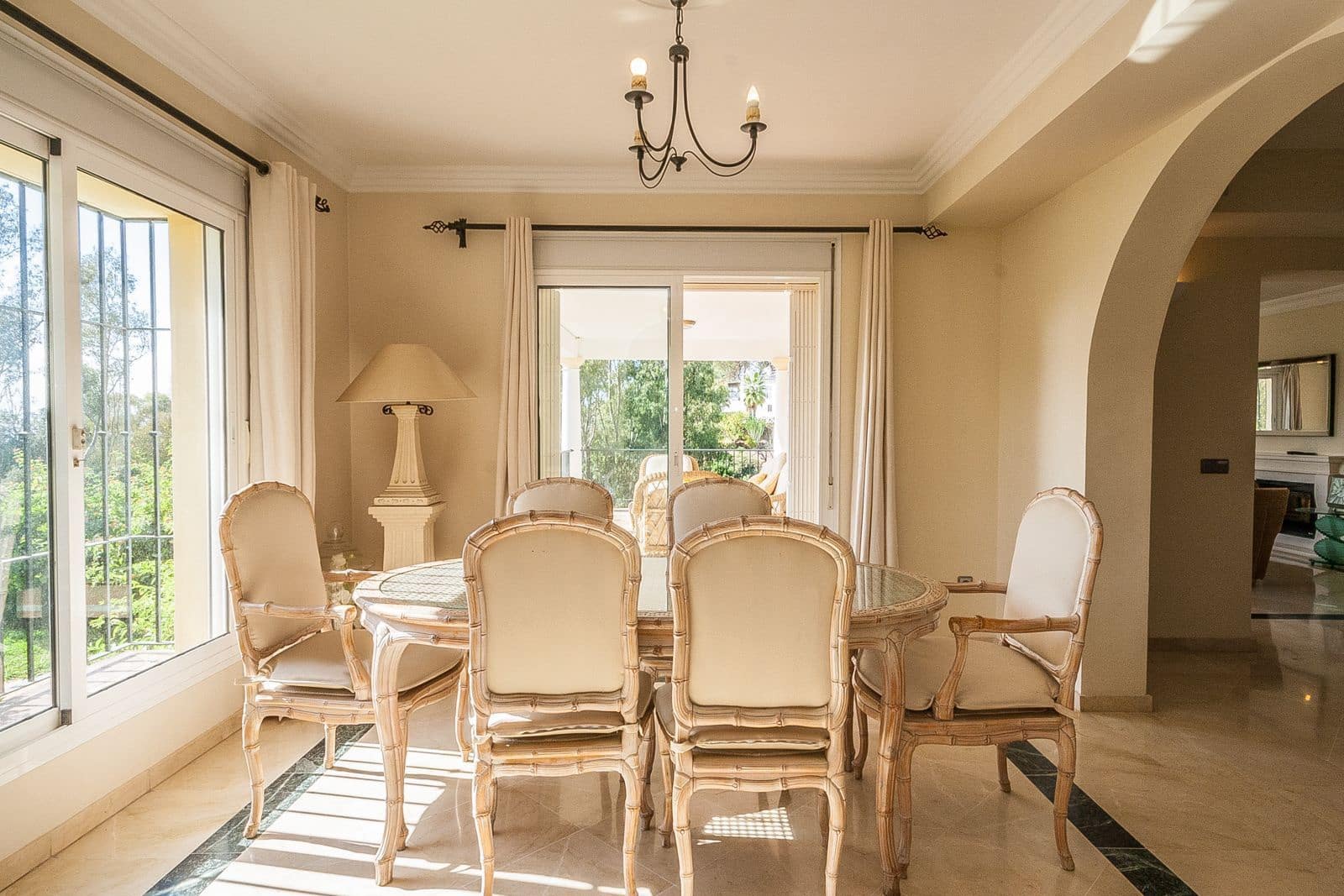 5 soveværelse Villa til salg i Elviria med swimmingpool garage - € 1.295.000 (Ref: 8690410)