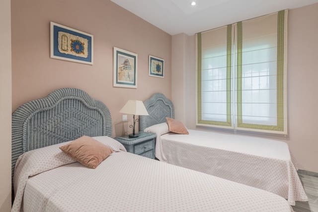 2 slaapkamer Appartement te koop in Marbella met zwembad garage - € 445.000 (Ref: 8690432)