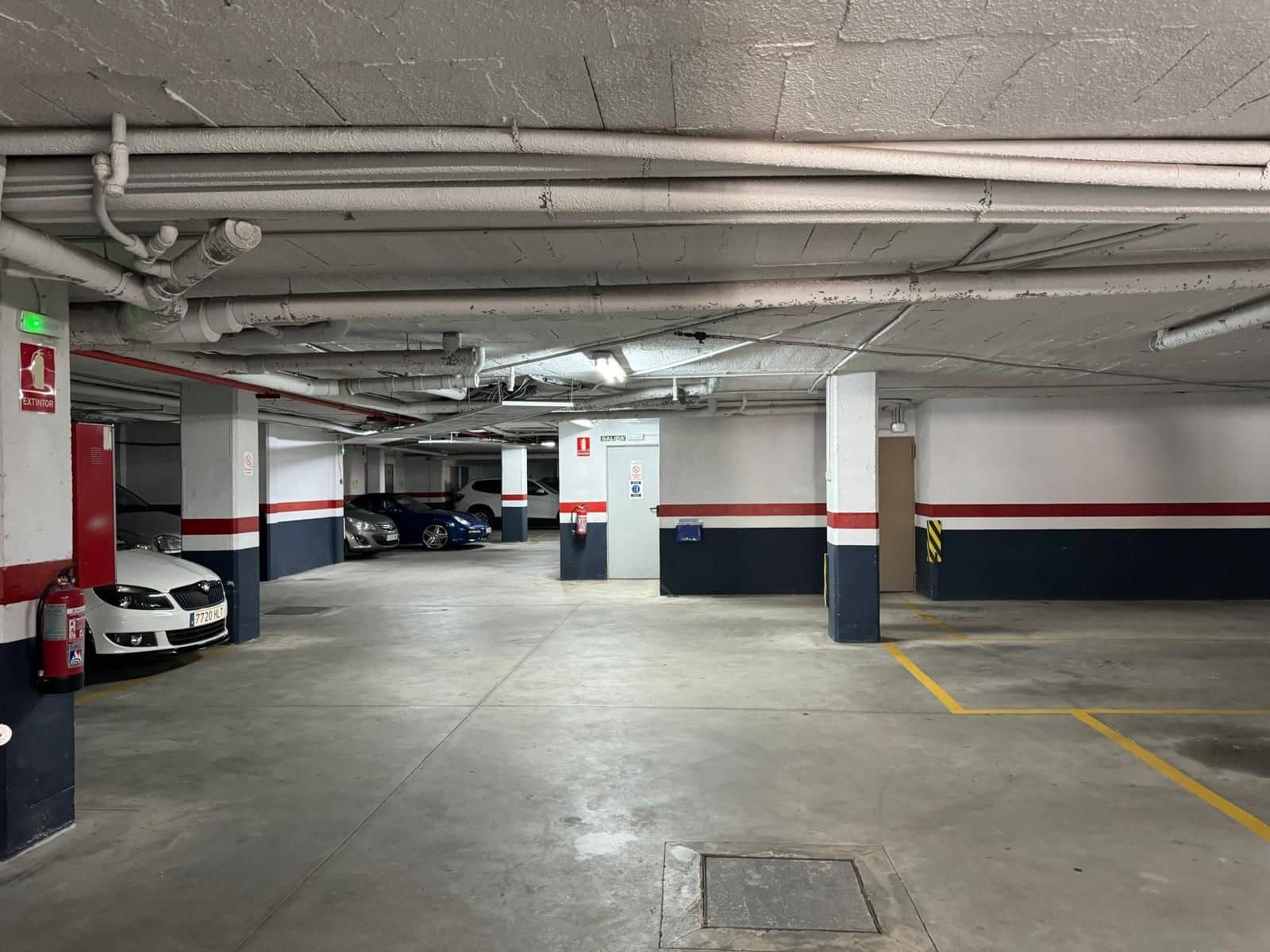 2 slaapkamer Appartement te koop in Marbella met zwembad garage - € 445.000 (Ref: 8690432)