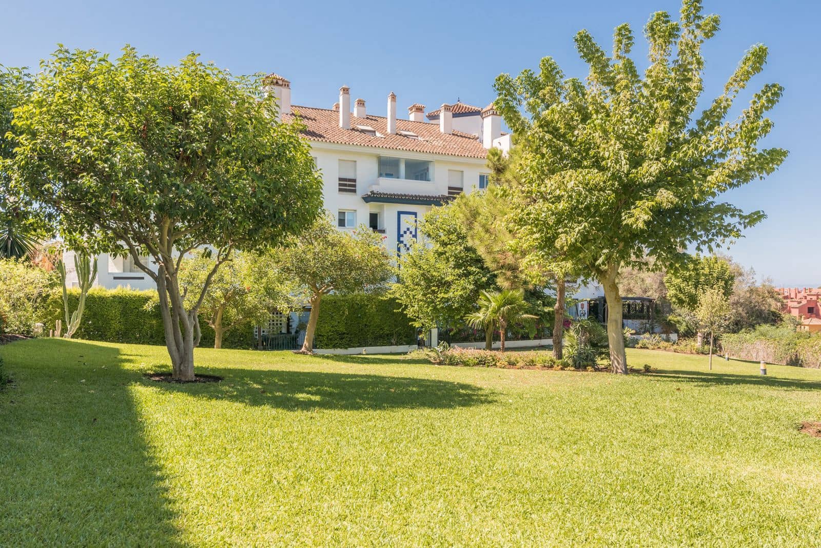 2 slaapkamer Appartement te koop in Marbella met zwembad garage - € 445.000 (Ref: 8690432)