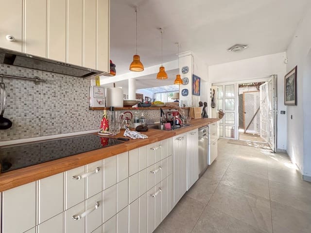 5 chambre Villa/Maison à vendre à Cerros del Águila, Mijas avec piscine garage - 675 000 € (Ref: 8695841)