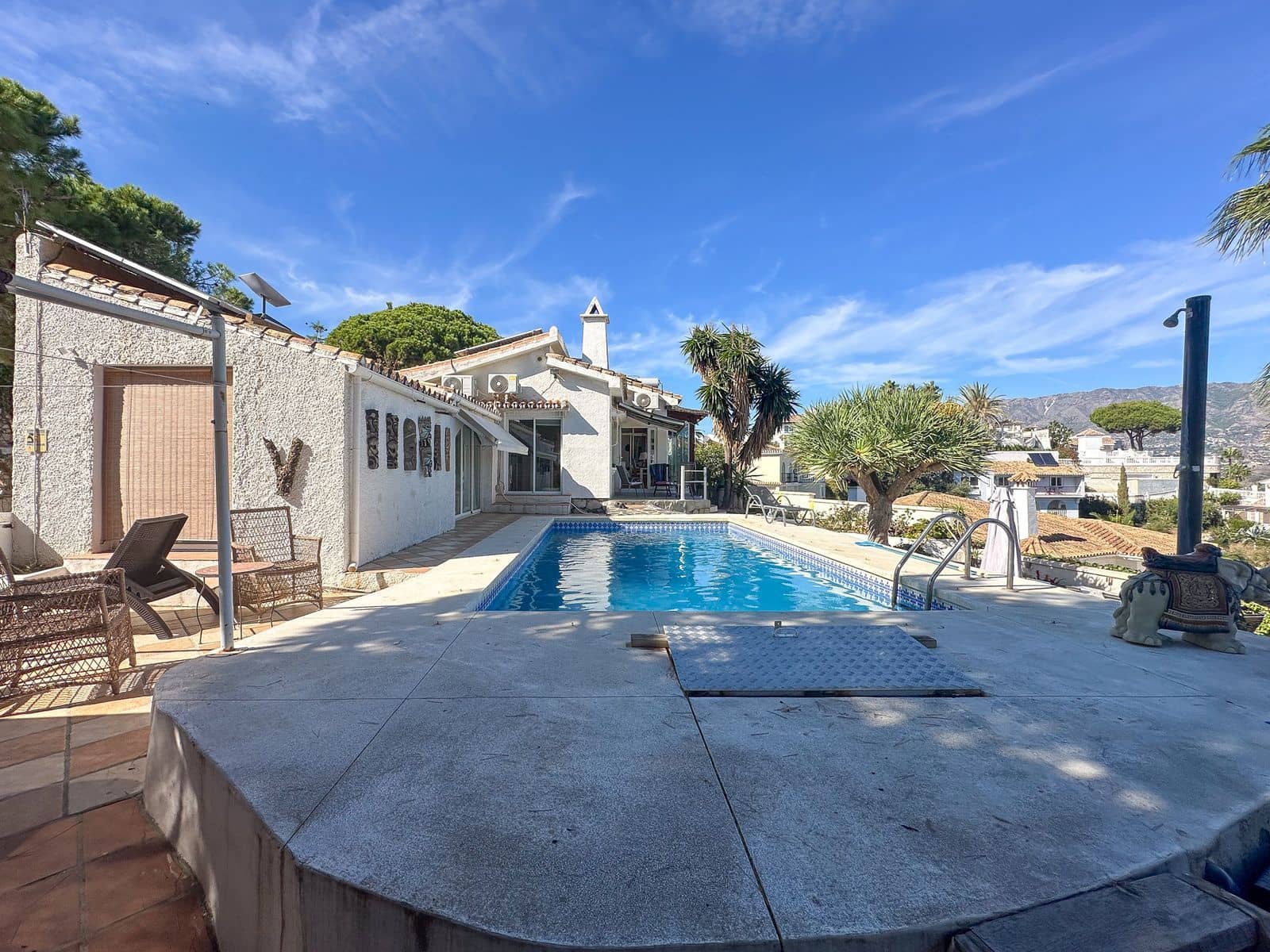 5 soveværelse Villa til salg i Cerro del Aguila med swimmingpool garage - € 675.000 (Ref: 8695841)
