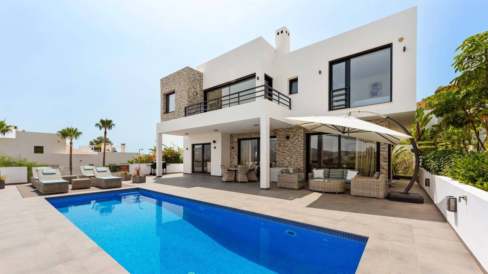 4 soveværelse Villa til salg i La Cala Golf med swimmingpool garage - € 1.425.000 (Ref: 8695866)