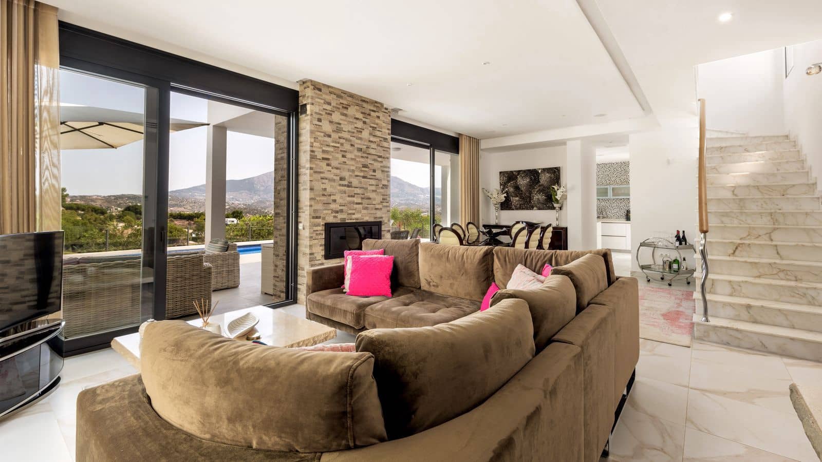 4 soveværelse Villa til salg i La Cala Golf med swimmingpool garage - € 1.425.000 (Ref: 8695866)