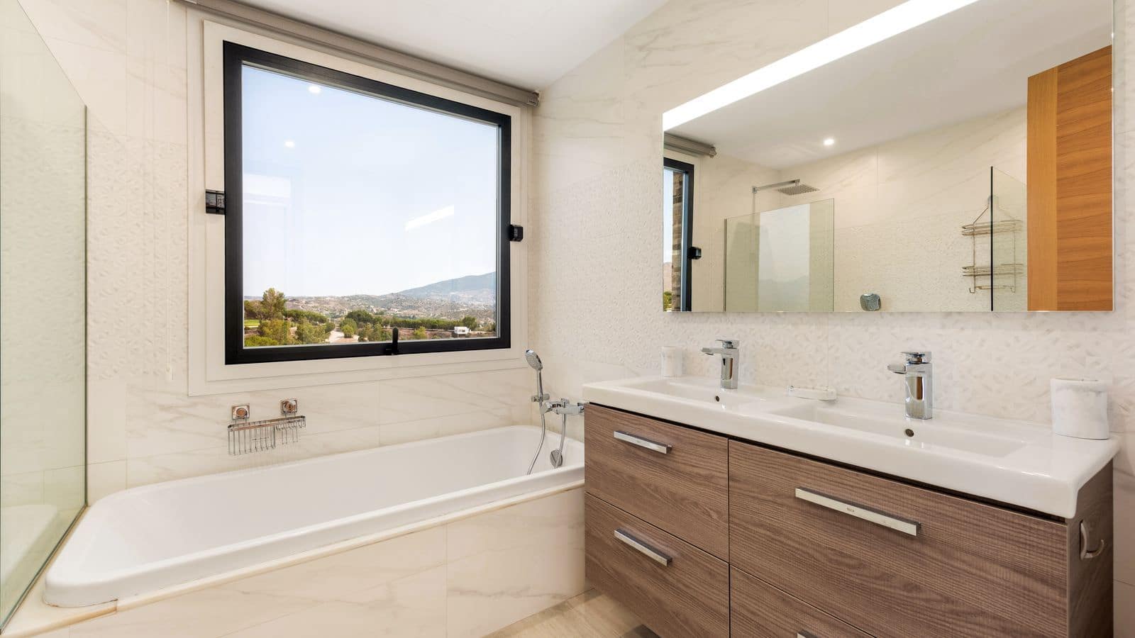 4 soveværelse Villa til salg i La Cala Golf med swimmingpool garage - € 1.425.000 (Ref: 8695866)