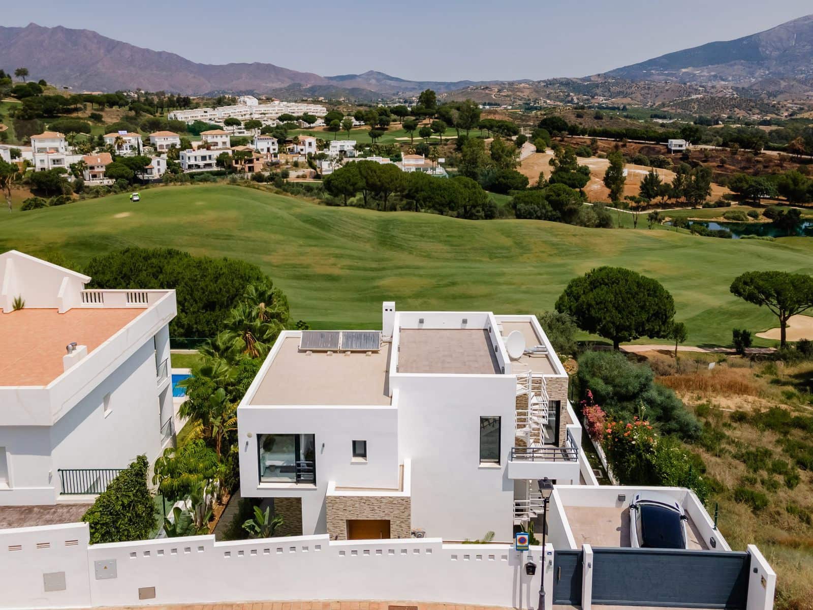 4 soveværelse Villa til salg i La Cala Golf med swimmingpool garage - € 1.425.000 (Ref: 8695866)