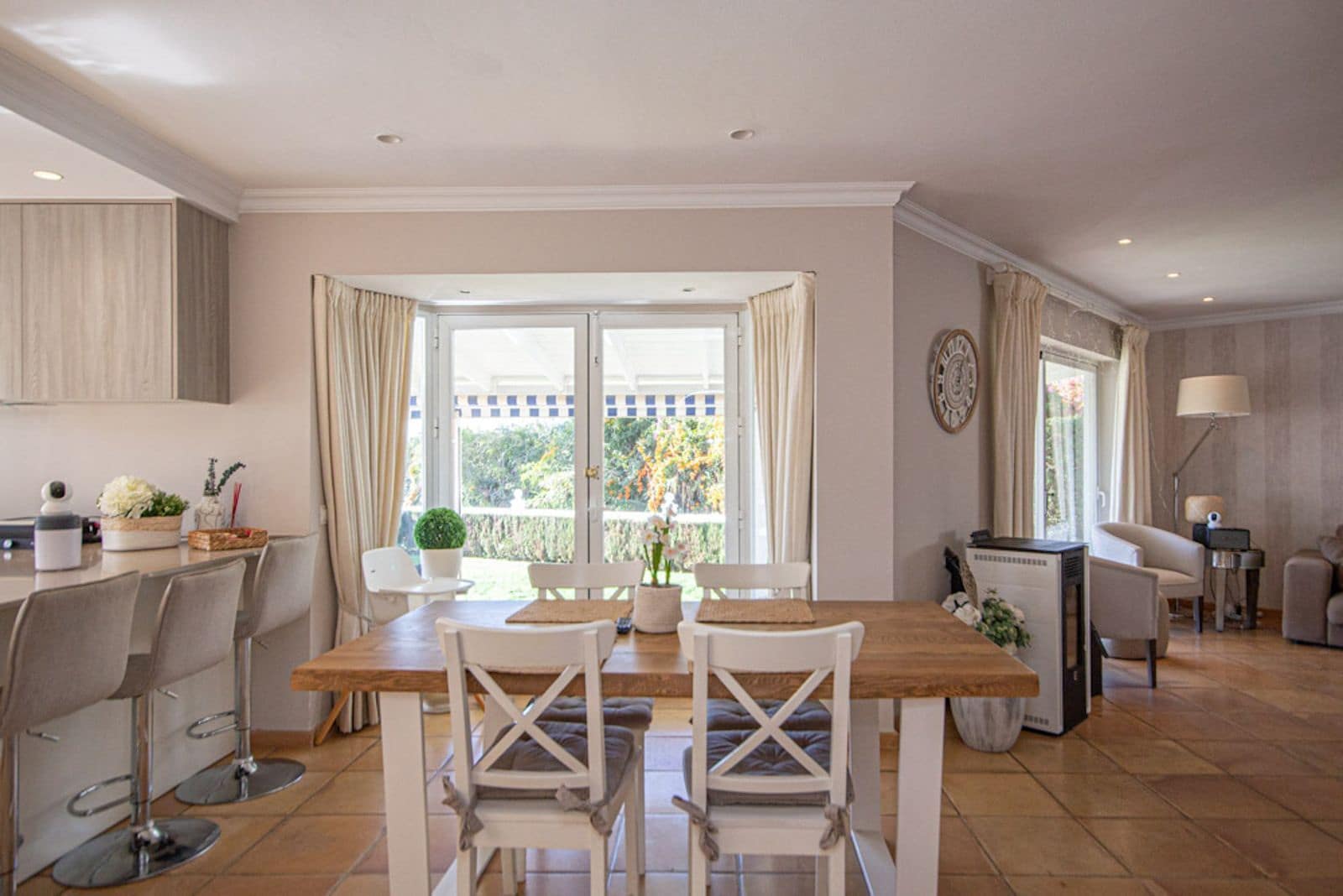 3 soveværelse Villa til salg i Calahonda med swimmingpool garage - € 780.000 (Ref: 8734727)