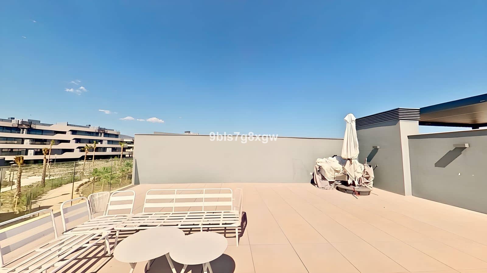 3 soveværelse Penthouse til salg i New Golden Mile med swimmingpool garage - € 665.000 (Ref: 8742726)