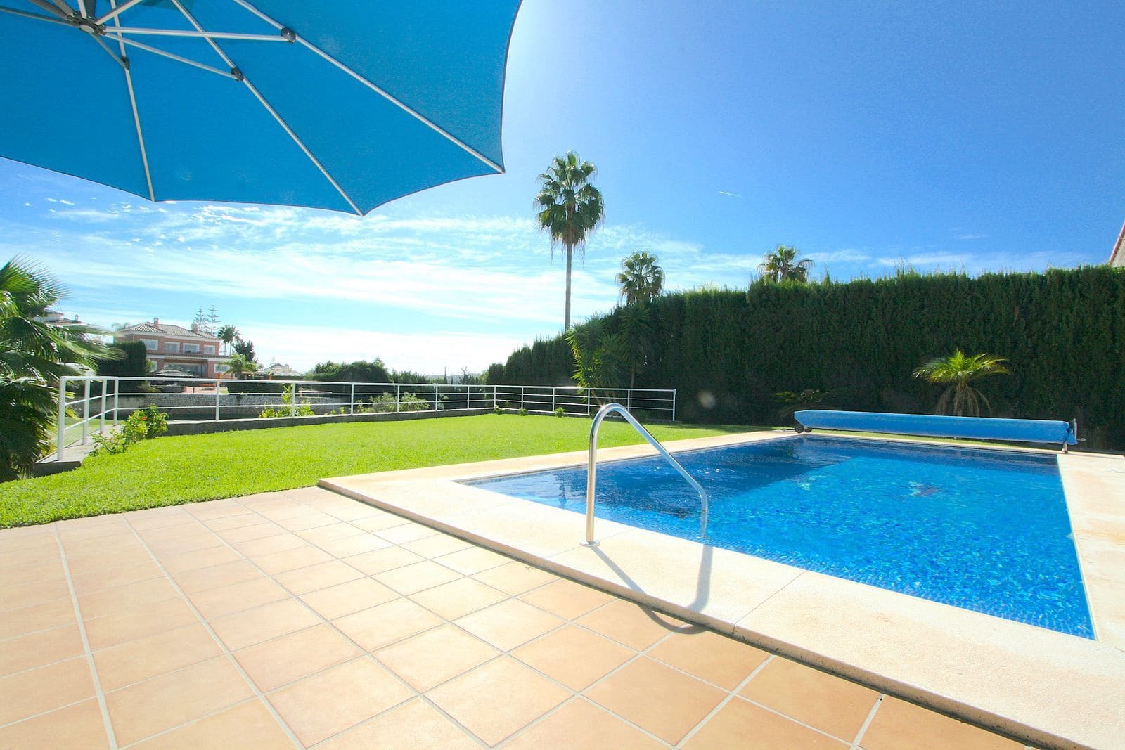 5 soverom Villa til salgs i Mijas Golf med svømmebasseng garasje - € 1 195 000 (Ref: 8744657)