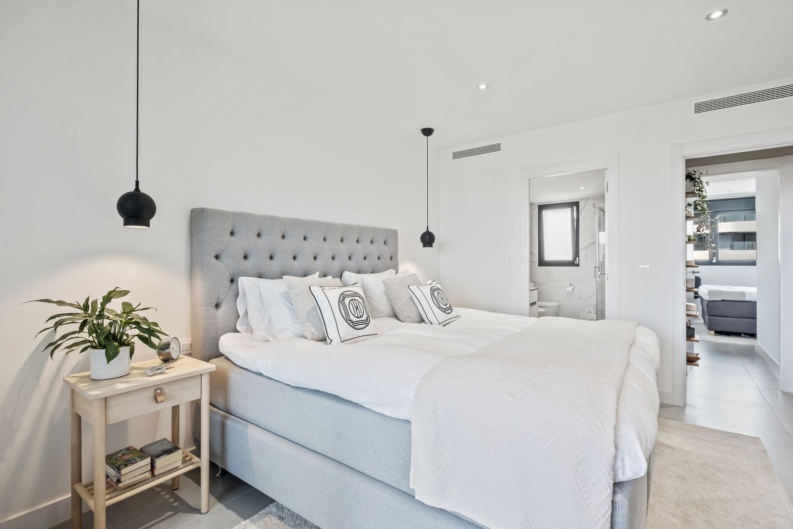 3 chambre Penthouse à vendre à Estepona avec piscine garage - 629 000 € (Ref: 8744661)