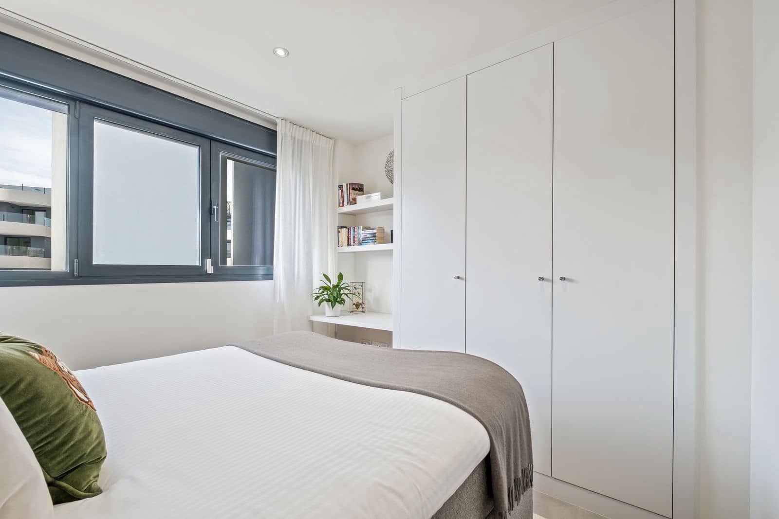 3 chambre Penthouse à vendre à Estepona avec piscine garage - 629 000 € (Ref: 8744661)