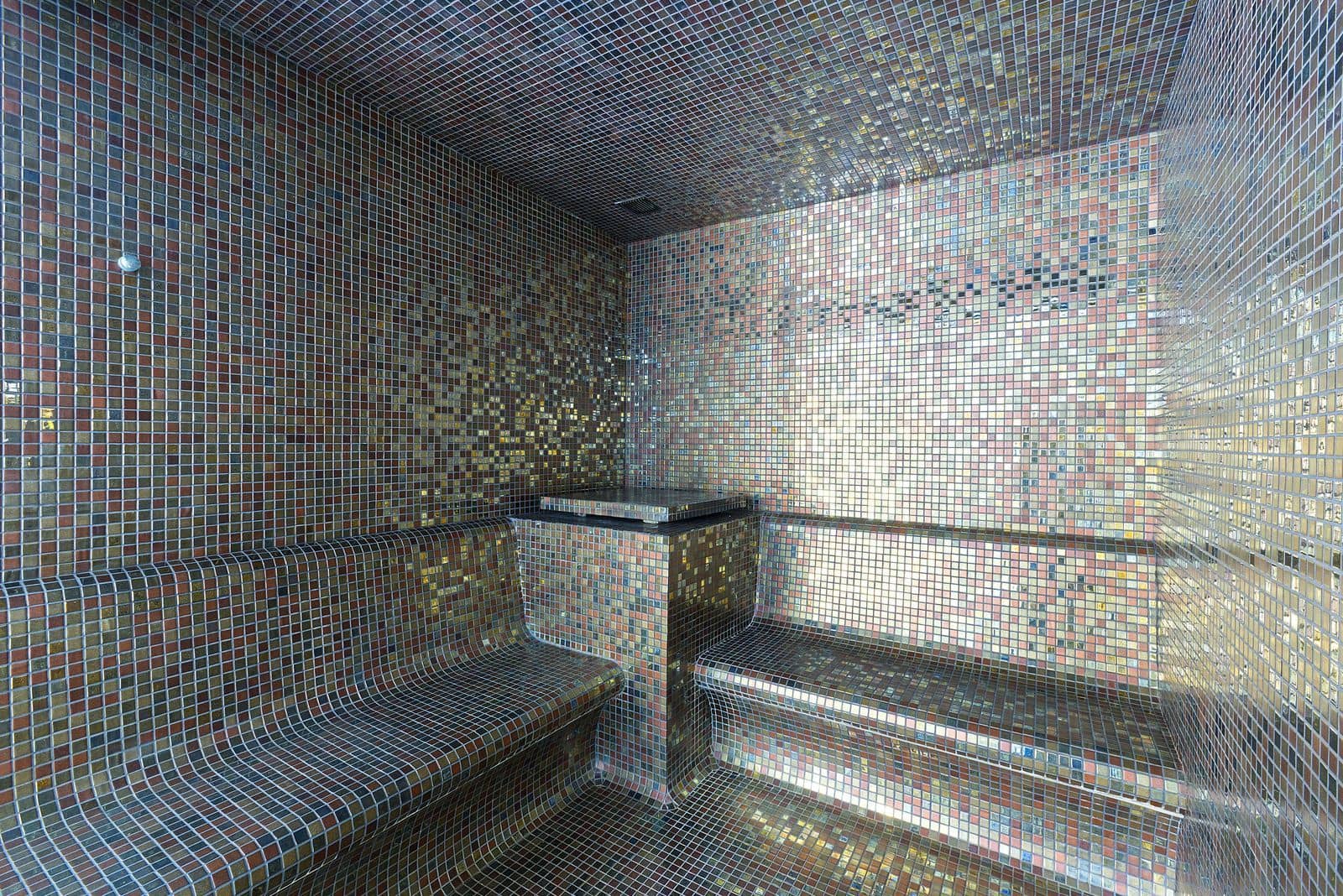 3 chambre Penthouse à vendre à Estepona avec piscine garage - 629 000 € (Ref: 8744661)