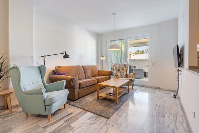 2 sovrum Takvåning till salu i Nueva Andalucia, Marbella med pool garage - 435 000 € (Ref: 8744724)