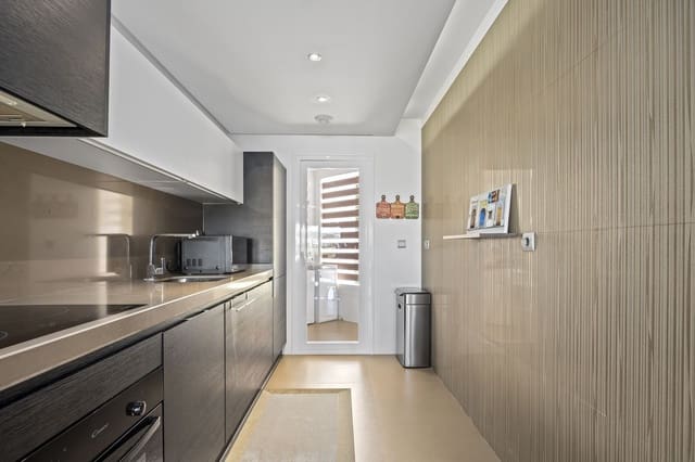 3 slaapkamer Appartement te koop in Los Arqueros, Benahavís met zwembad garage - € 550.000 (Ref: 8744744)