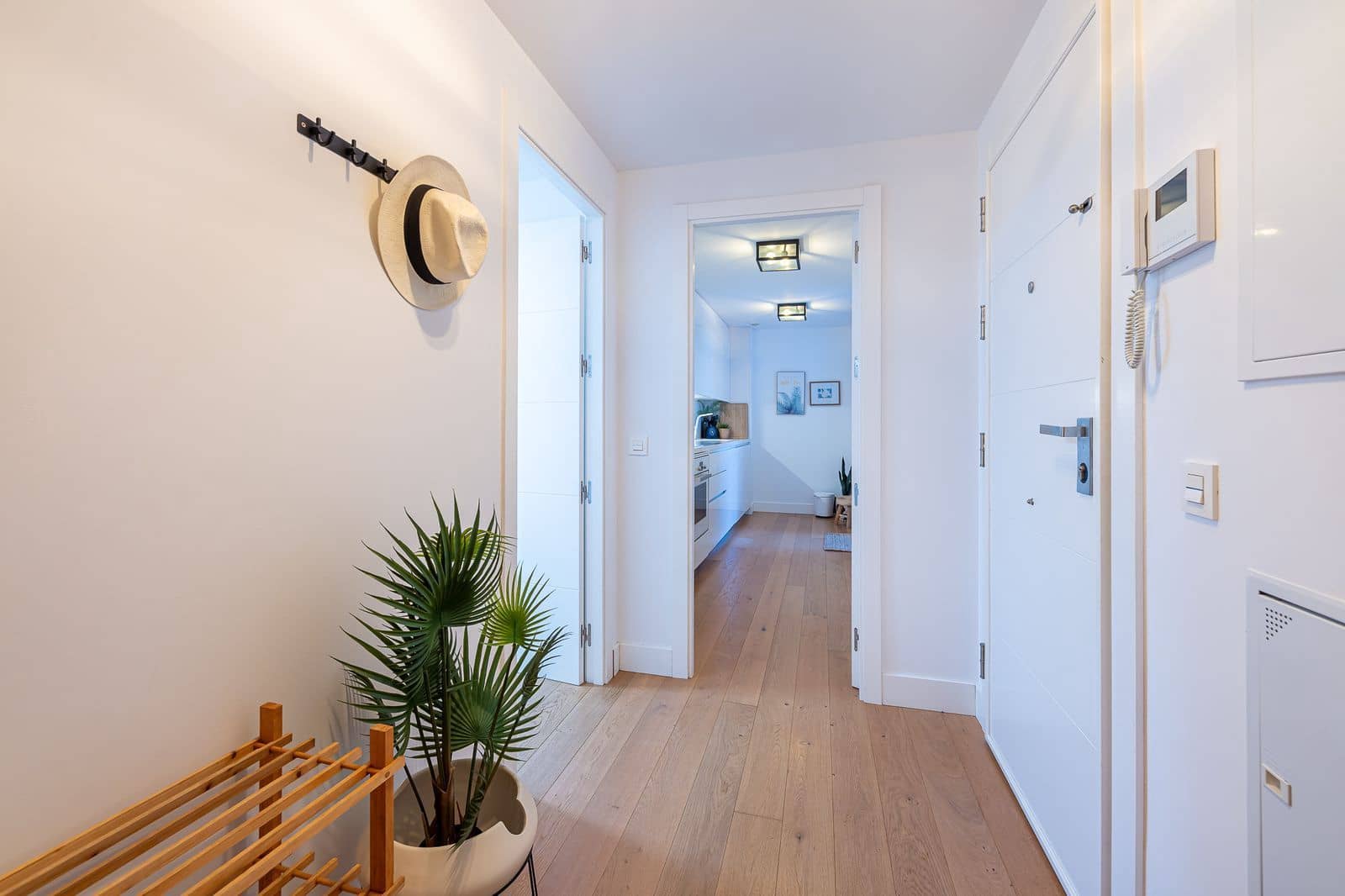 3 soveværelse Lejlighed til salg i El Faro med swimmingpool garage - € 625.000 (Ref: 8765868)