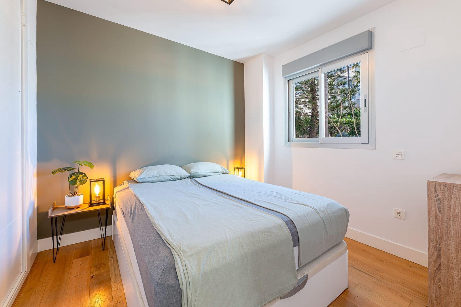 3 soveværelse Lejlighed til salg i El Faro med swimmingpool garage - € 625.000 (Ref: 8765868)