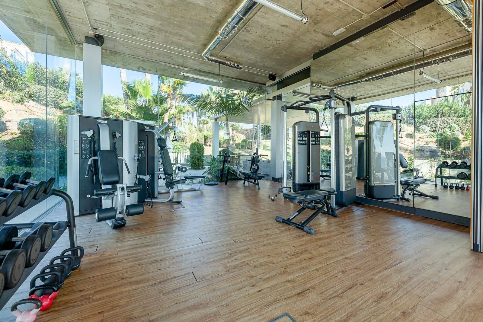 3 soveværelse Lejlighed til salg i El Faro med swimmingpool garage - € 625.000 (Ref: 8765868)