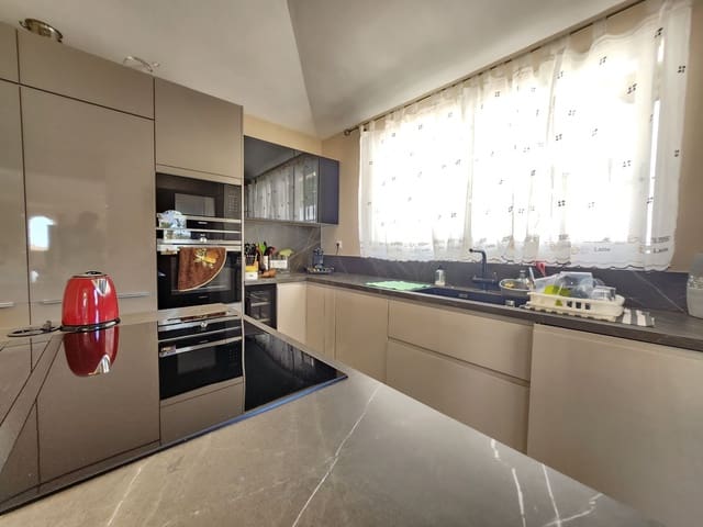 5 bedroom Villa for sale in El Faro, Mijas with pool garage - € 1,149,000 (Ref: 8765870)