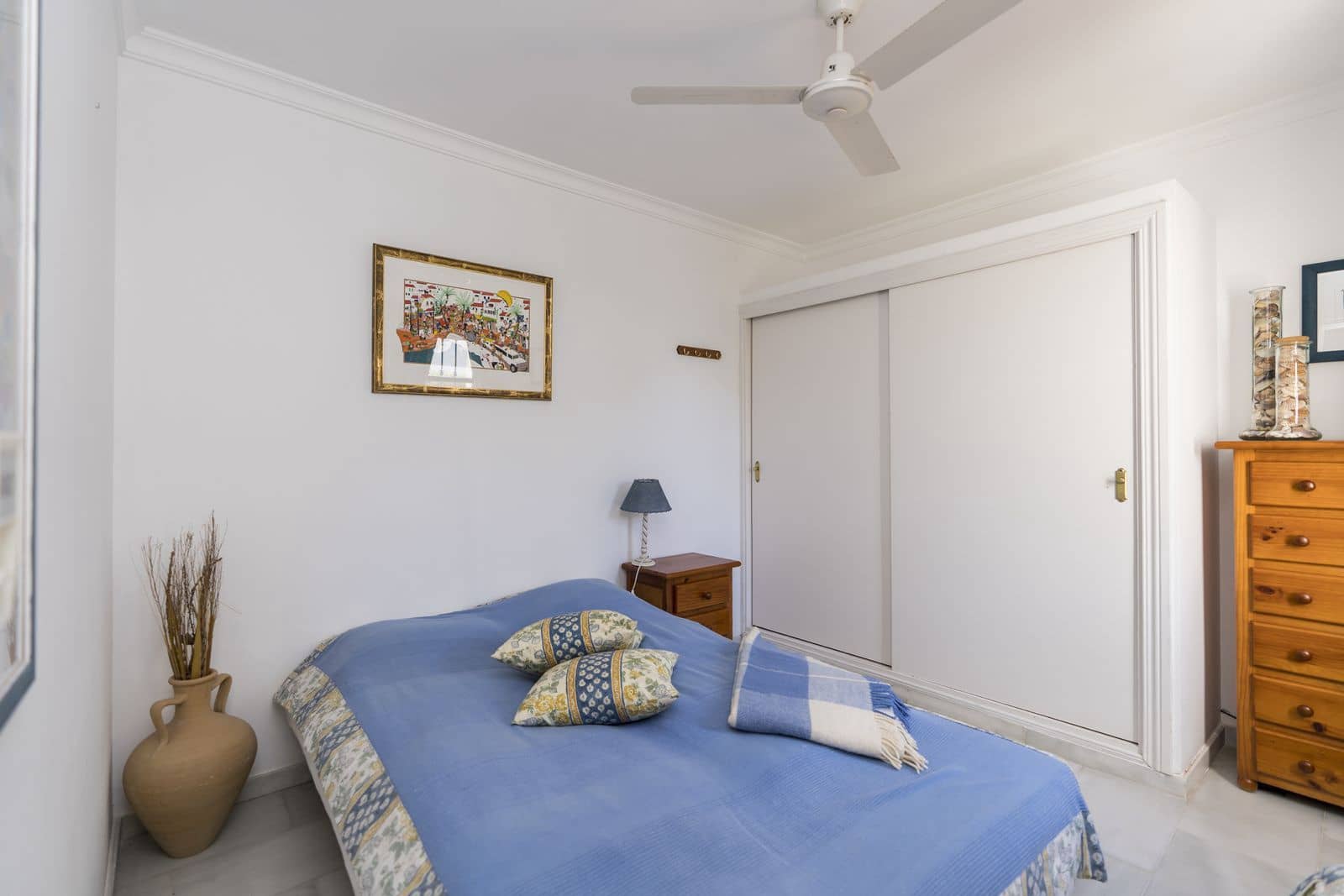 3 soveværelse Semi-Rækkehus til salg i Estepona med swimmingpool garage - € 619.000 (Ref: 8772646)