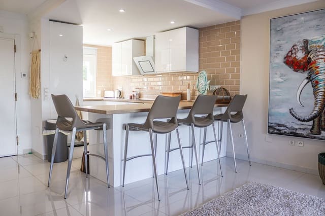 3 Zimmer Haus zu verkaufen in Calahonda, Mijas mit Pool Garage - 575.000 € (Ref: 8772658)