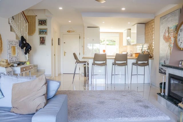 3 Zimmer Haus zu verkaufen in Calahonda, Mijas mit Pool Garage - 575.000 € (Ref: 8772658)