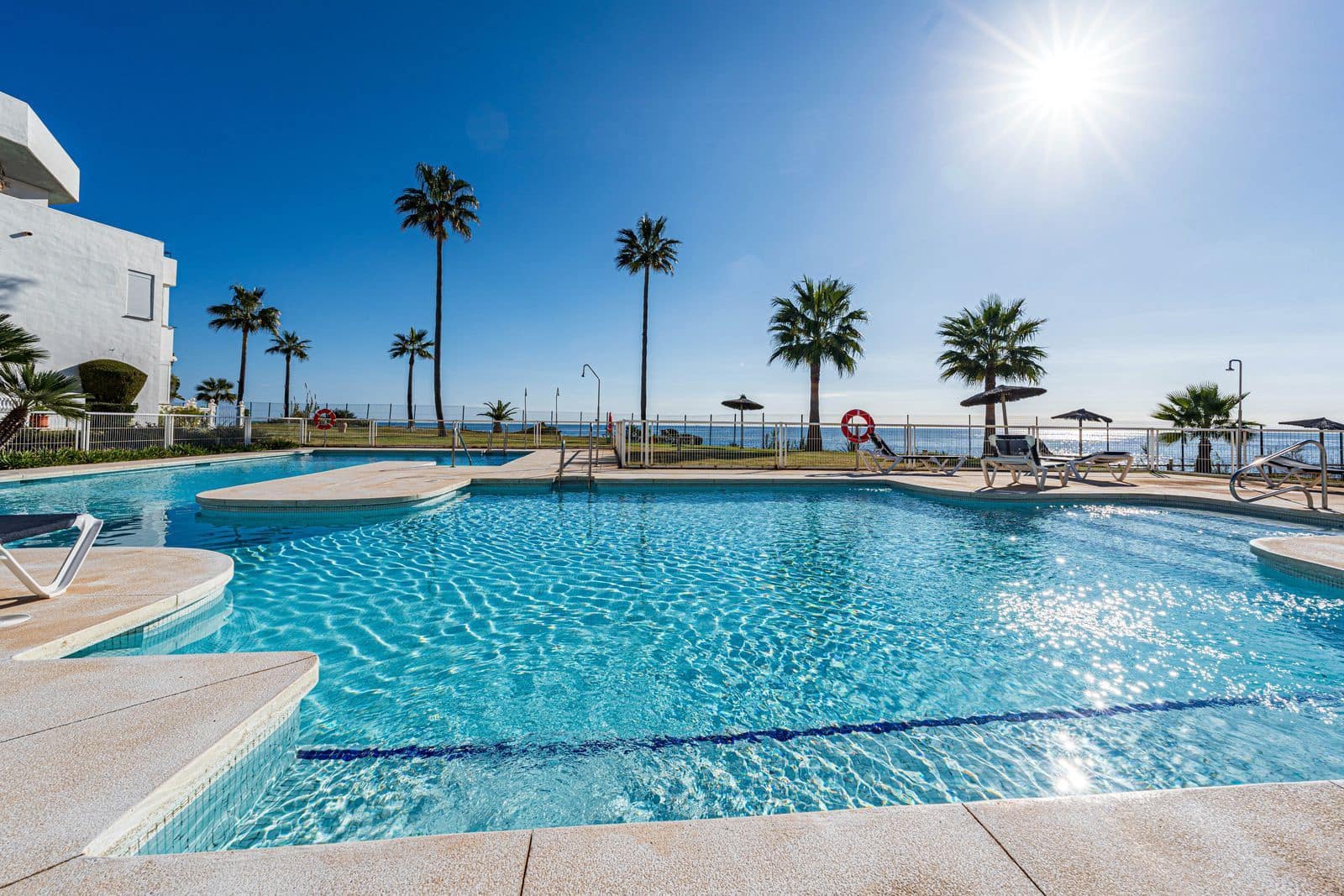 3 soveværelse Penthouse til salg i Casares med swimmingpool garage - € 899.000 (Ref: 8772687)