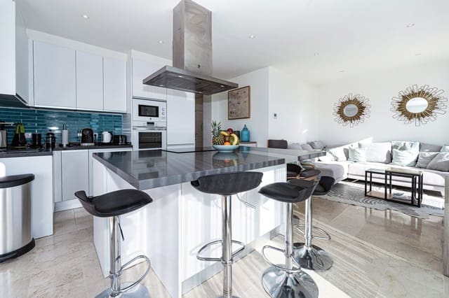 3 soveværelse Penthouse til salg i Casares med swimmingpool garage - € 899.000 (Ref: 8772687)