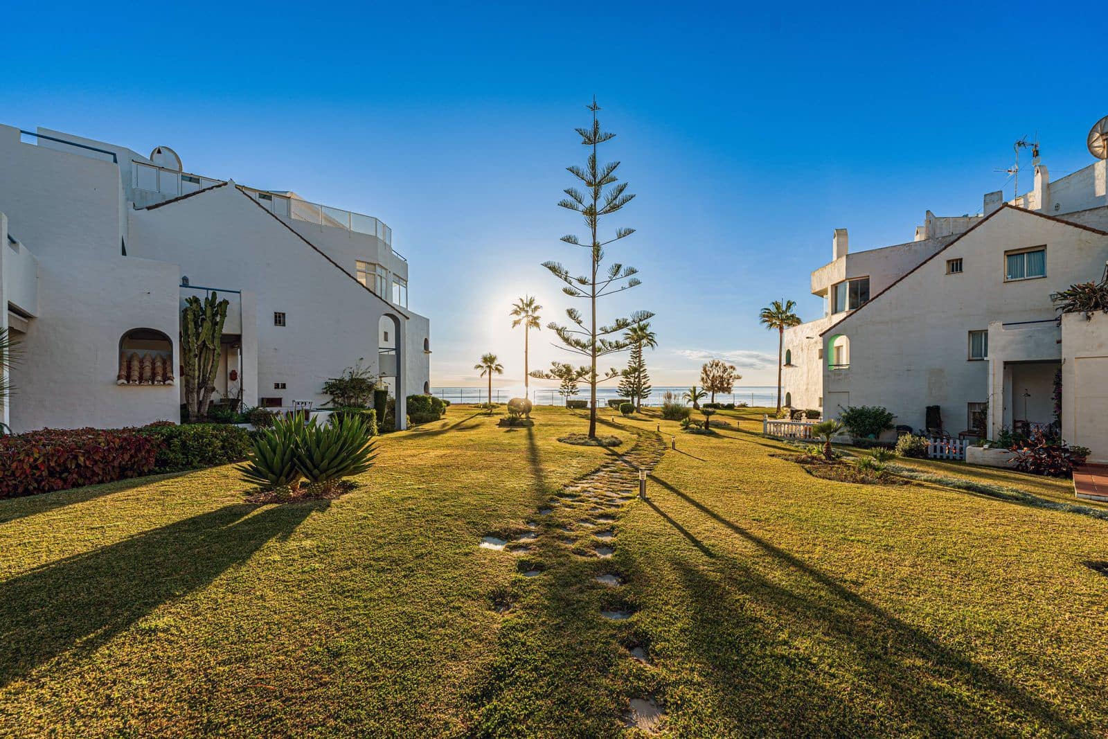 3 soveværelse Penthouse til salg i Casares med swimmingpool garage - € 899.000 (Ref: 8772687)