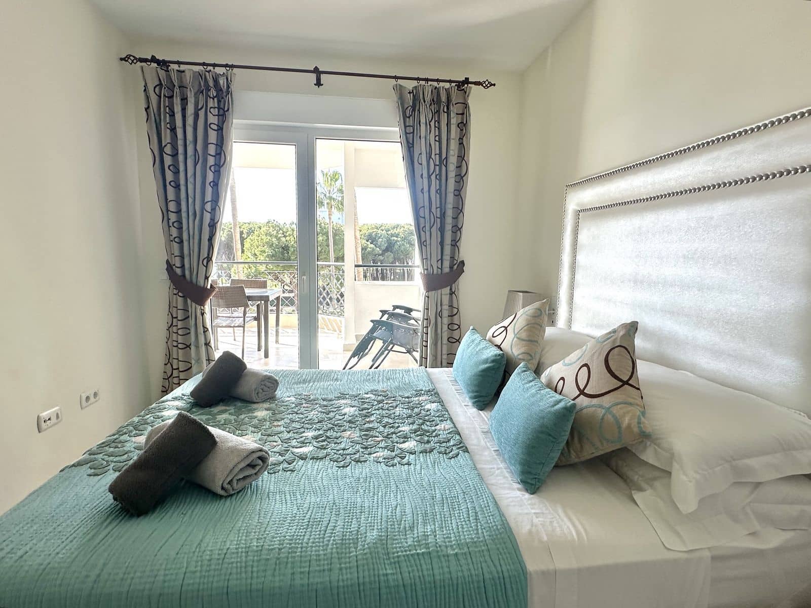 2 sovrum Strandlägenhet till salu i Calahonda med pool garage - 535 000 € (Ref: 8776884)