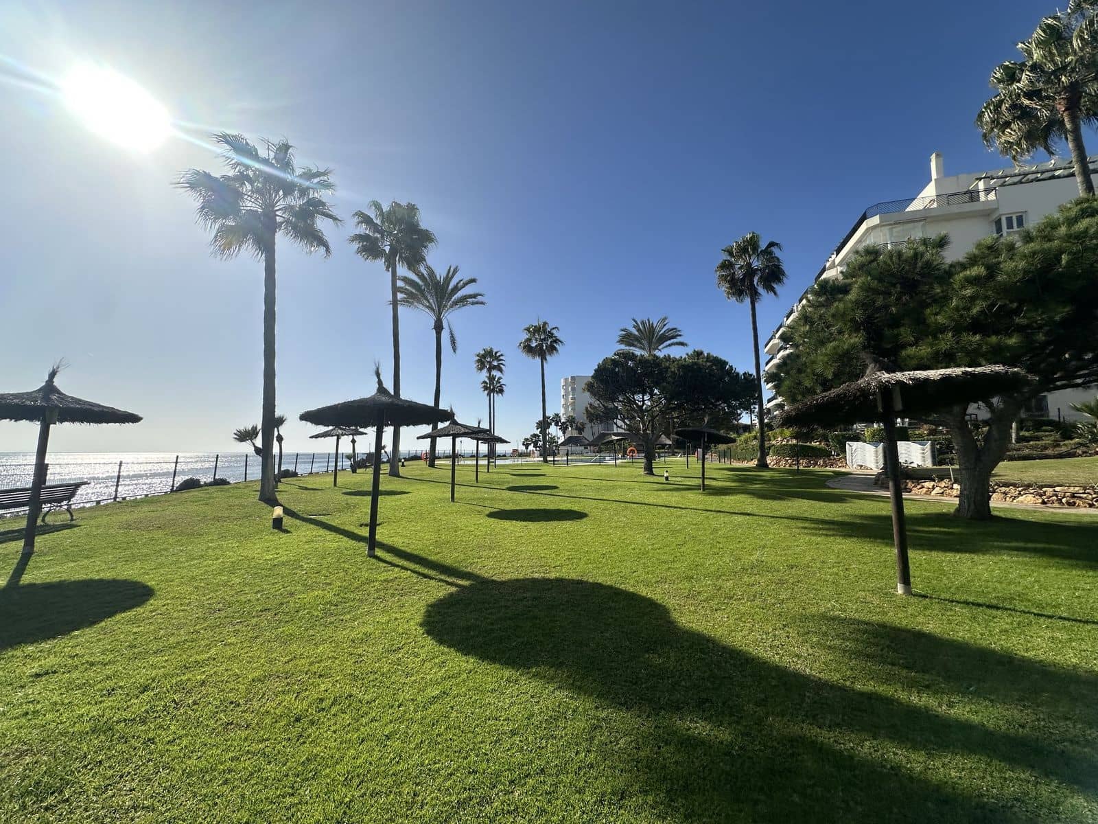 2 sovrum Strandlägenhet till salu i Calahonda med pool garage - 535 000 € (Ref: 8776884)