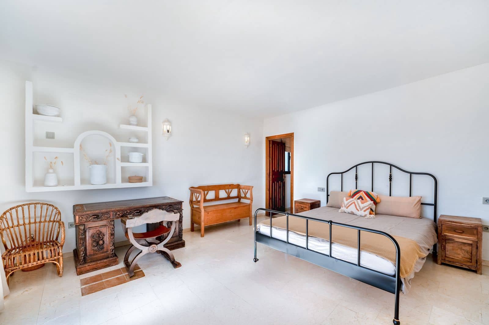 4 soveværelse Villa til salg i Valtocado med swimmingpool garage - € 1.285.000 (Ref: 8777531)