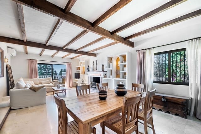 4 soverom Villa til salgs i Valtocado, Mijas med svømmebasseng garasje - € 1 285 000 (Ref: 8777531)