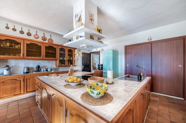 4 soverom Villa til salgs i Valtocado, Mijas med svømmebasseng garasje - € 1 285 000 (Ref: 8777531)