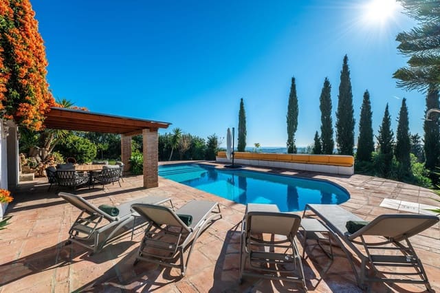 4 soverom Villa til salgs i Valtocado, Mijas med svømmebasseng garasje - € 1 285 000 (Ref: 8777531)