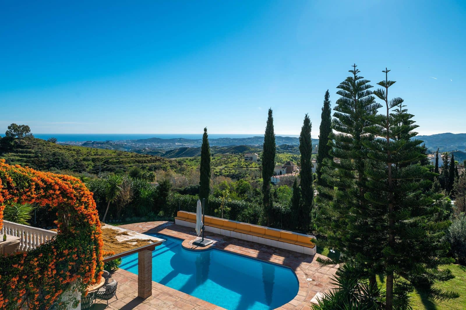 4 soveværelse Villa til salg i Valtocado med swimmingpool garage - € 1.285.000 (Ref: 8777531)