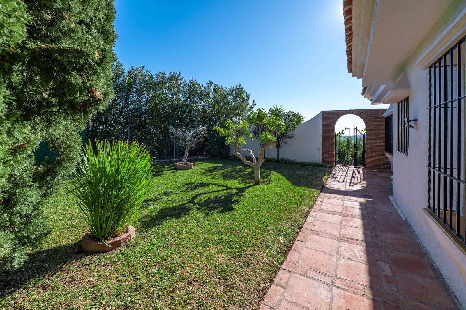 4 soveværelse Villa til salg i Valtocado med swimmingpool garage - € 1.285.000 (Ref: 8777531)