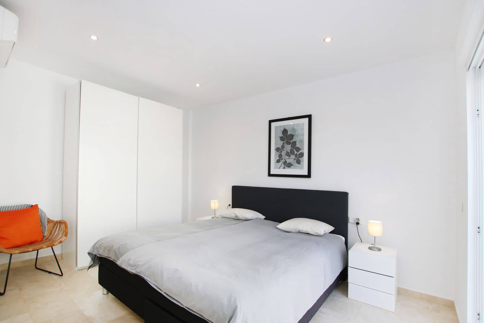 3 soverom Hus til salgs i Estepona med svømmebasseng garasje - € 549 000 (Ref: 8777538)