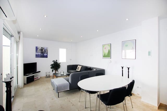 3 soverom Hus til salgs i Estepona med svømmebasseng garasje - € 549 000 (Ref: 8777538)