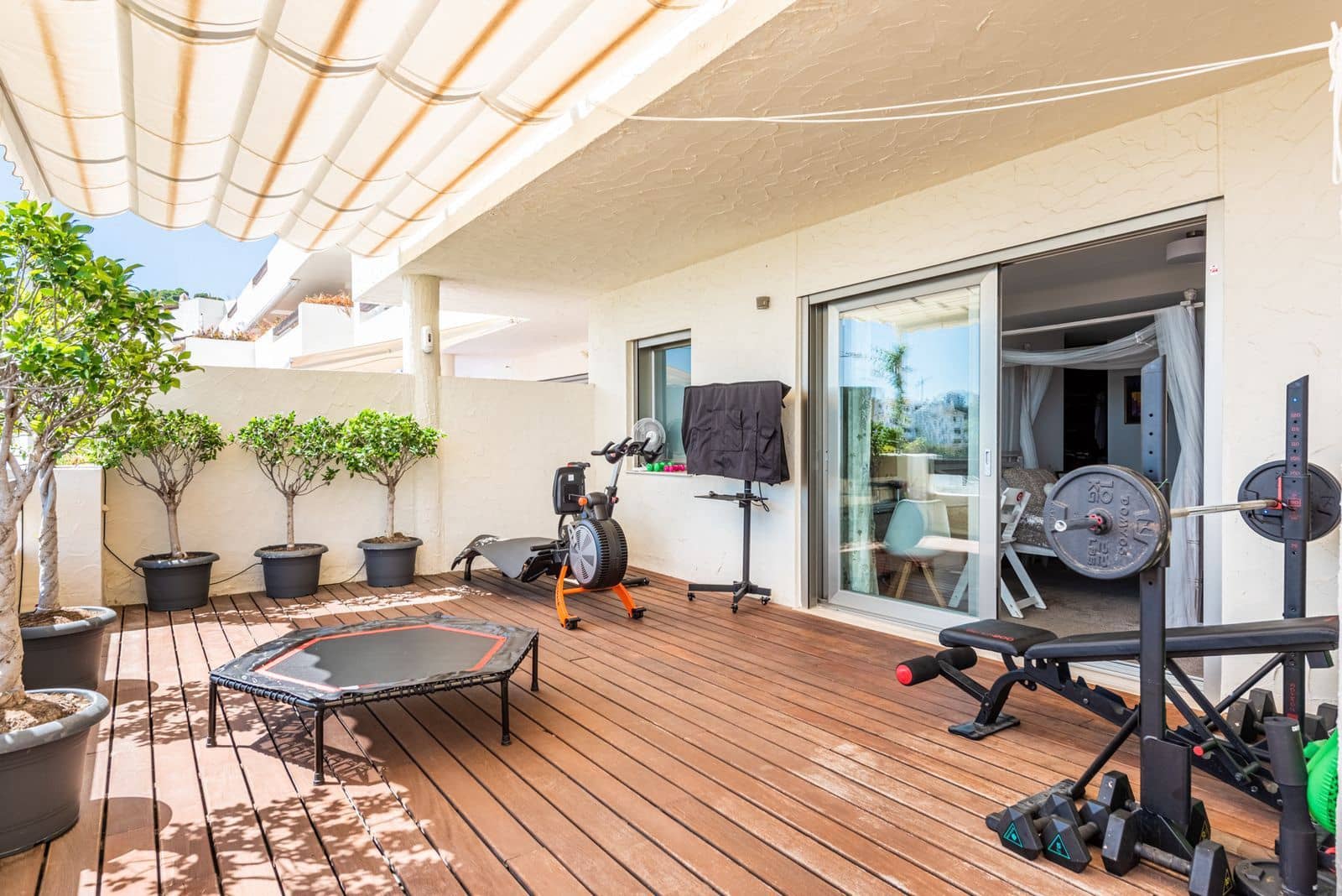 3 soverom Leilighet til salgs i Benahavis med svømmebasseng garasje - € 915 000 (Ref: 8780743)