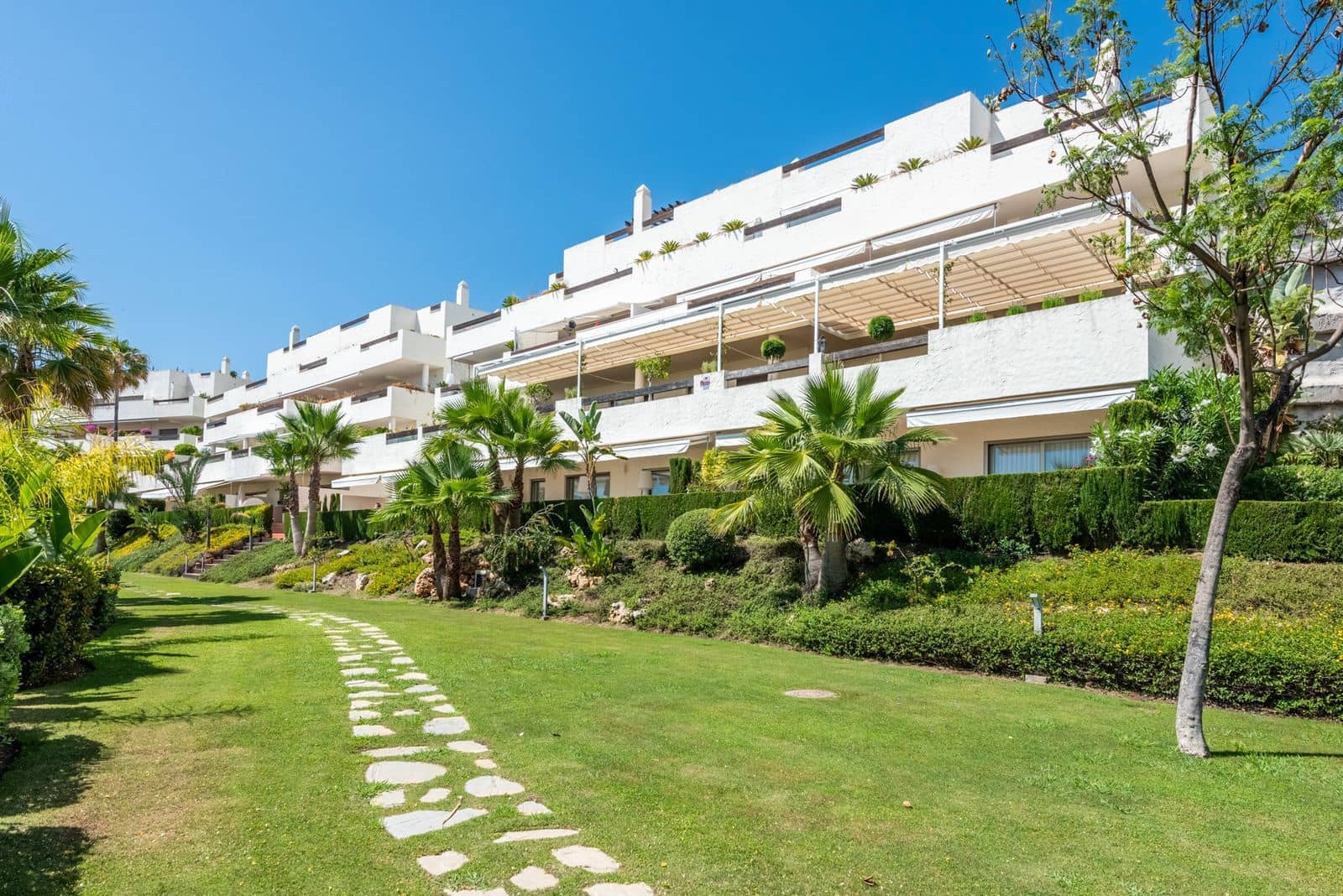 3 soverom Leilighet til salgs i Benahavis med svømmebasseng garasje - € 915 000 (Ref: 8780743)