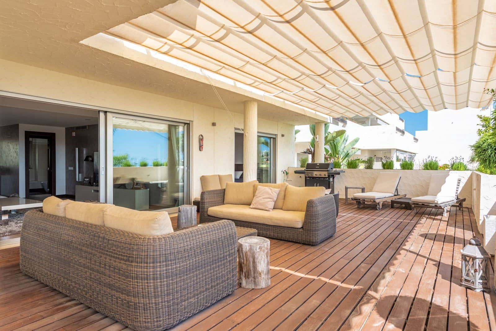 3 soverom Leilighet til salgs i Benahavis med svømmebasseng garasje - € 915 000 (Ref: 8780743)